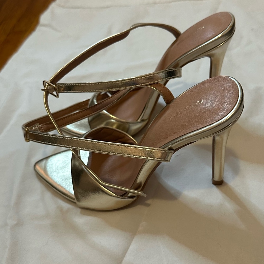 Elegant Gold Stiletto Heels